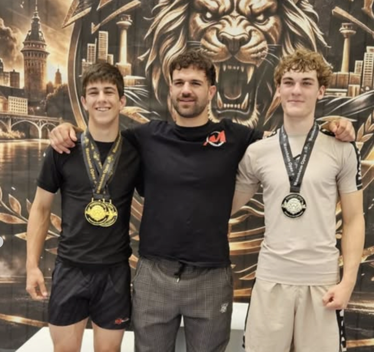 Athleten des Martial Arts Sports Center Grünstadt bei den Mannheim Open im Brazilian Jiu Jitsu nach erfolgreichen Gi und No-Gi Wettkämpfen.